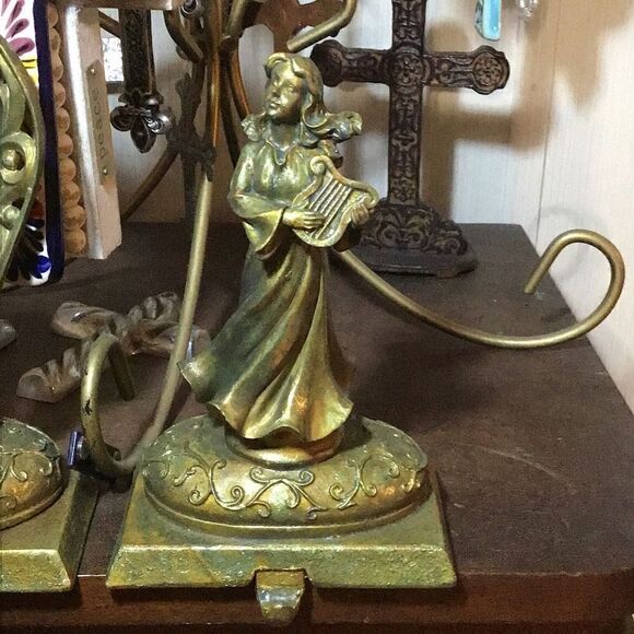 Stocking hangers vintage angel on missing wings - Picture 2 of 8